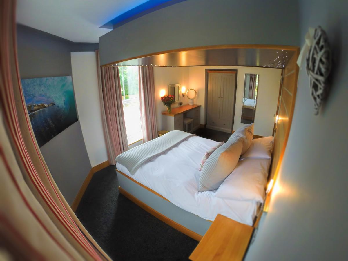 The Oceanic Luxury Aparthotel Falmouth Exterior foto