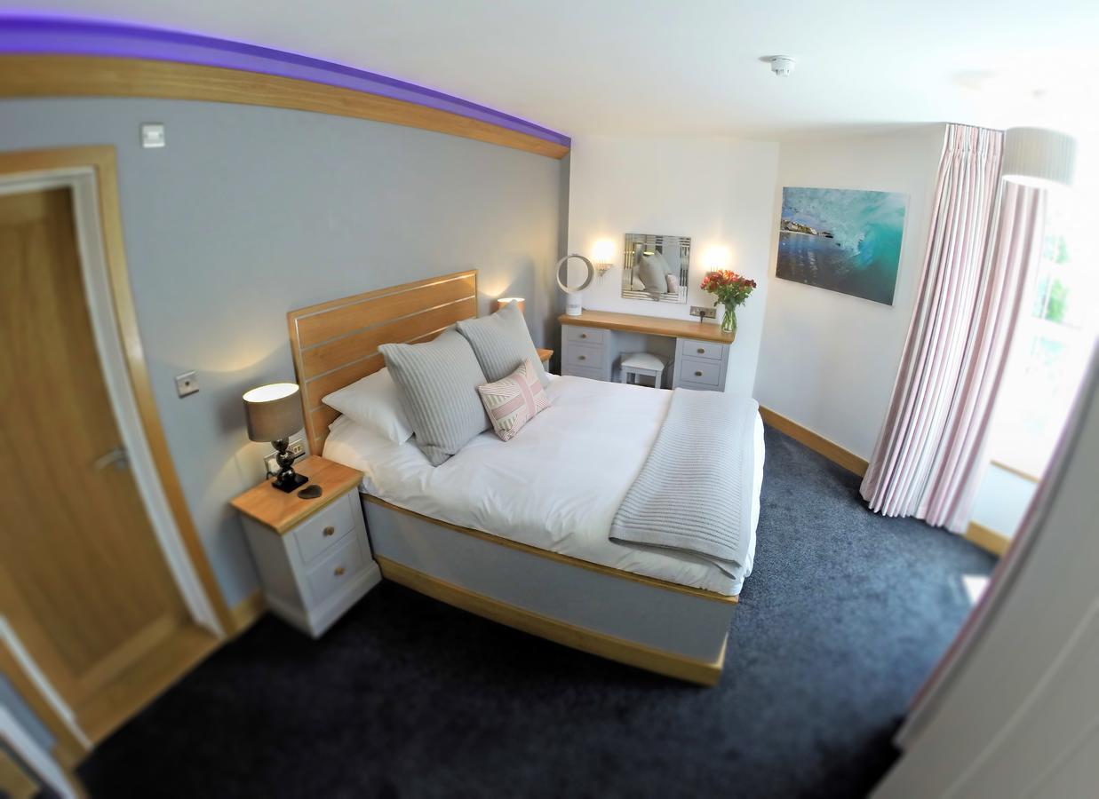 The Oceanic Luxury Aparthotel Falmouth Exterior foto