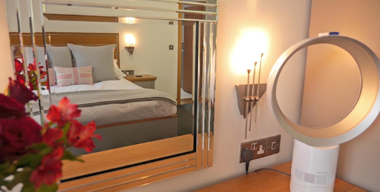 The Oceanic Luxury Aparthotel Falmouth Exterior foto