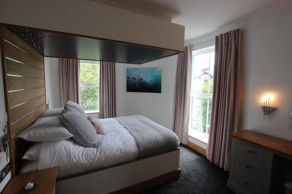 The Oceanic Luxury Aparthotel Falmouth Exterior foto